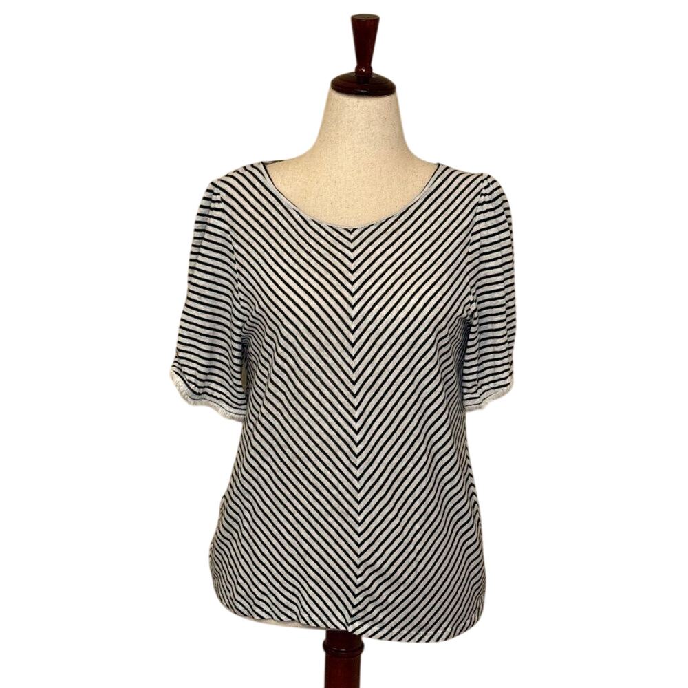 Chico's top black & white striped linen short sleeve fringe detail   Sz 2 US L